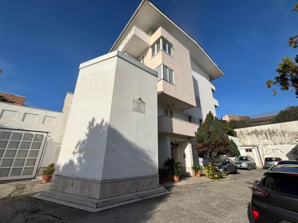 casa indipendente in affitto a Caserta