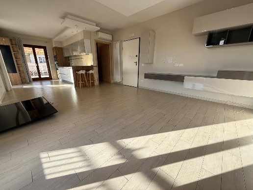 appartamento in affitto a Caserta in zona Acquaviva