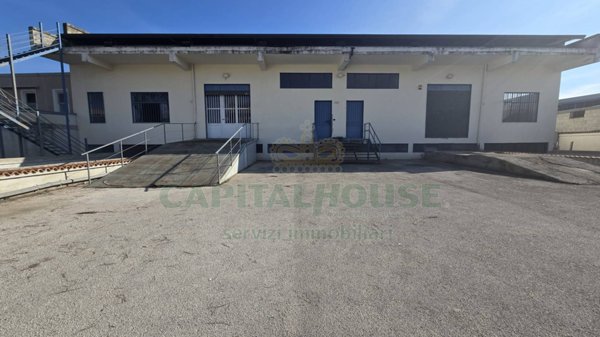 ufficio in affitto a Caserta in zona Acquaviva