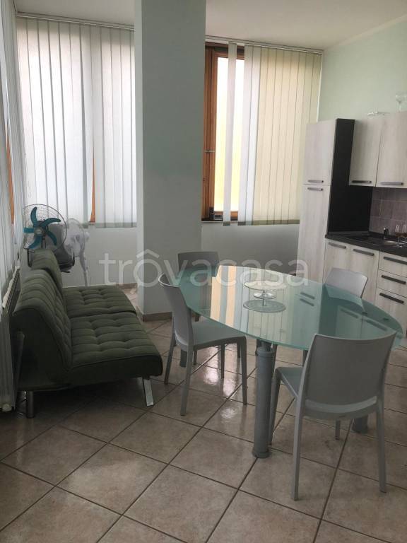 appartamento in affitto a Caserta in zona Acquaviva