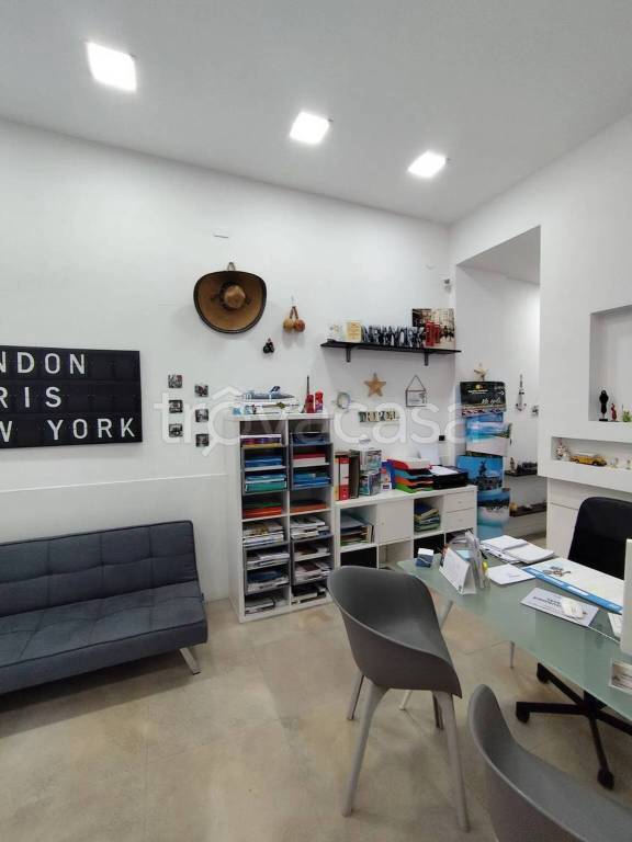 trivano in affitto a Caserta in zona Centro Città