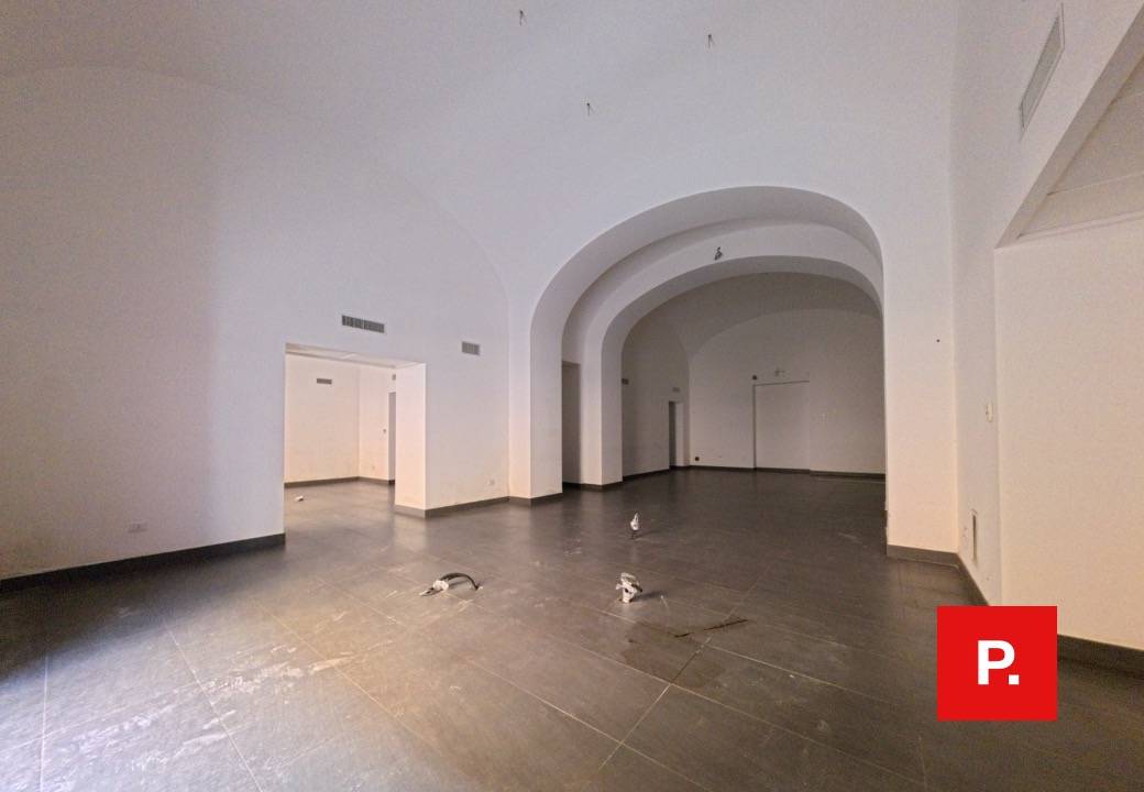 locale commerciale in affitto a Caserta in zona Centro Città