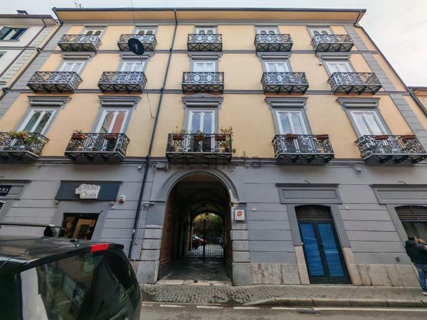 appartamento in affitto a Caserta in zona Acquaviva