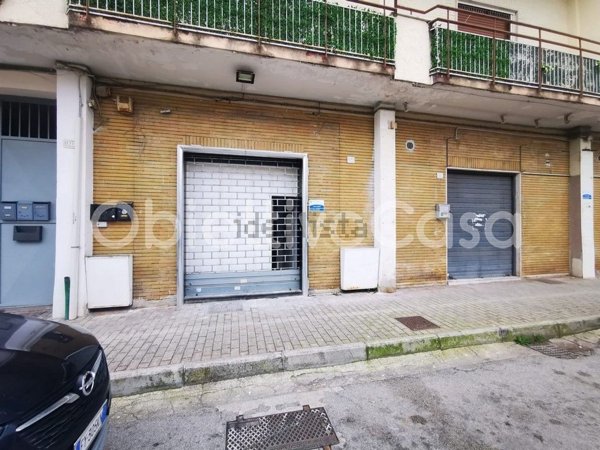 locale commerciale in affitto a Caserta