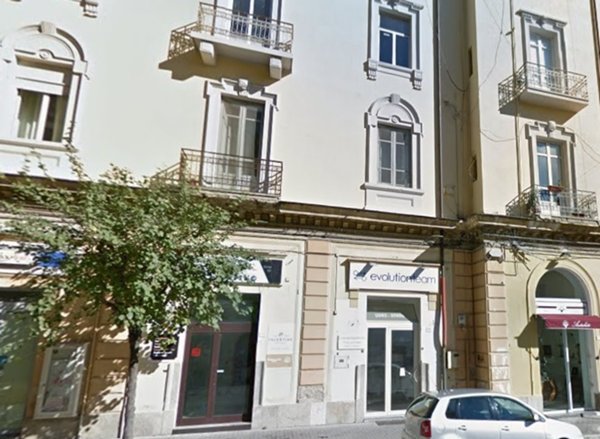 locale commerciale in affitto a Caserta in zona Centro Città