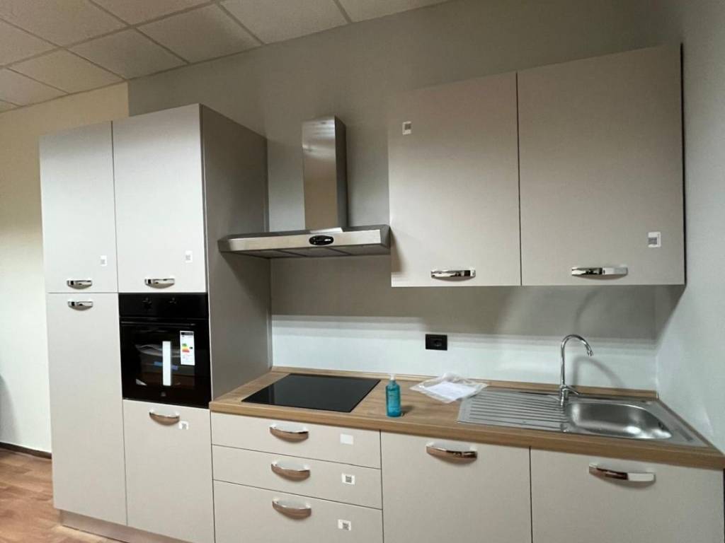 appartamento in affitto a Caserta in zona Acquaviva