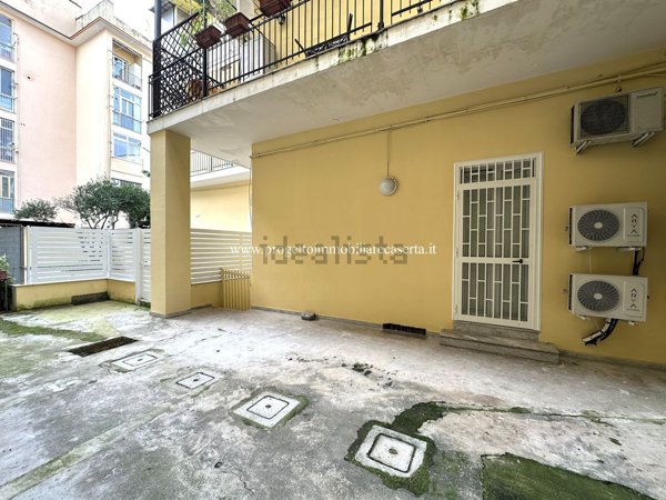appartamento in affitto a Caserta in zona Acquaviva