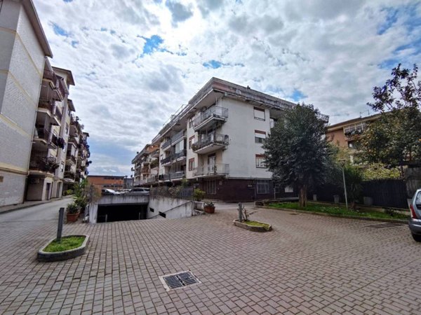 appartamento in affitto a Caserta in zona Acquaviva