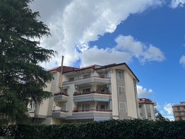 appartamento in affitto a Caserta in zona Acquaviva