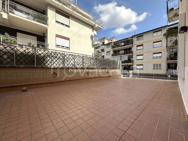 appartamento in affitto a Caserta in zona Acquaviva