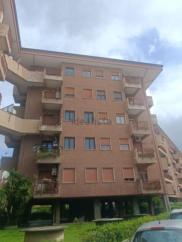 appartamento in affitto a Caserta in zona Acquaviva