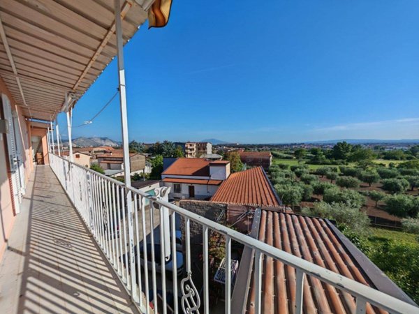 appartamento in affitto a Caserta in zona Briano