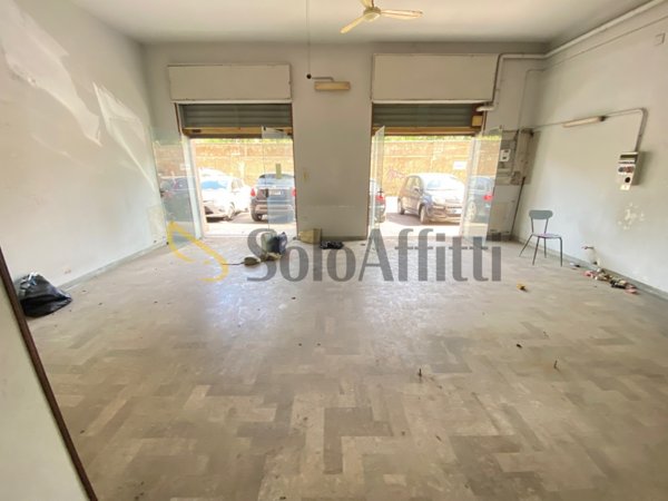 locale commerciale in affitto a Caserta