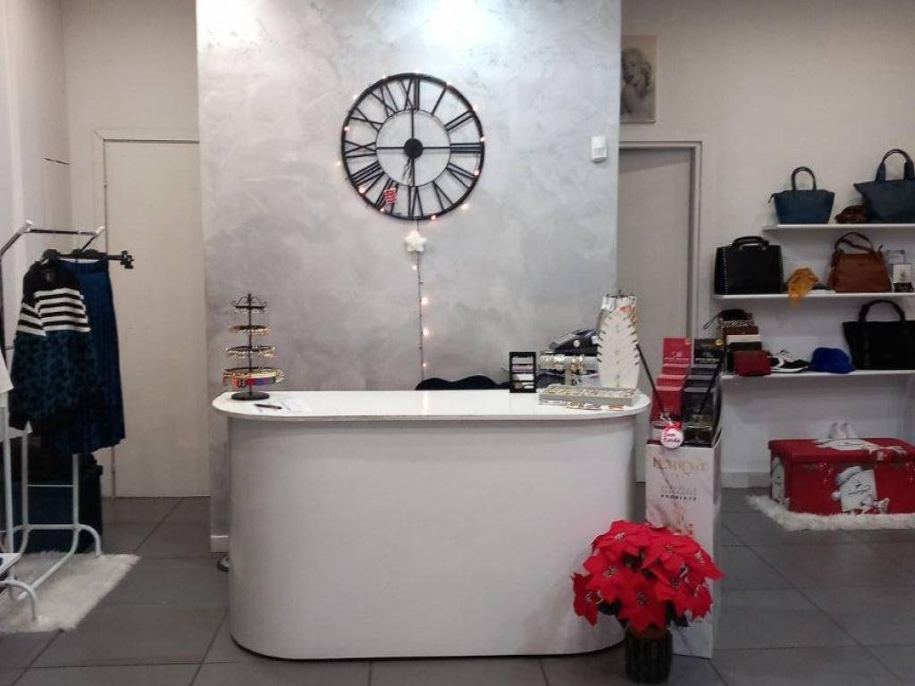 negozio in affitto a Caserta