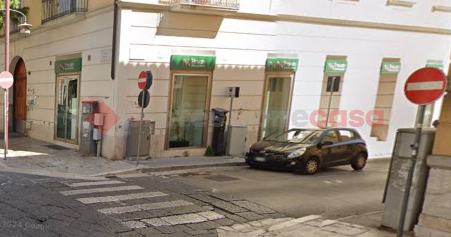 negozio in affitto a Caserta in zona Centro Città