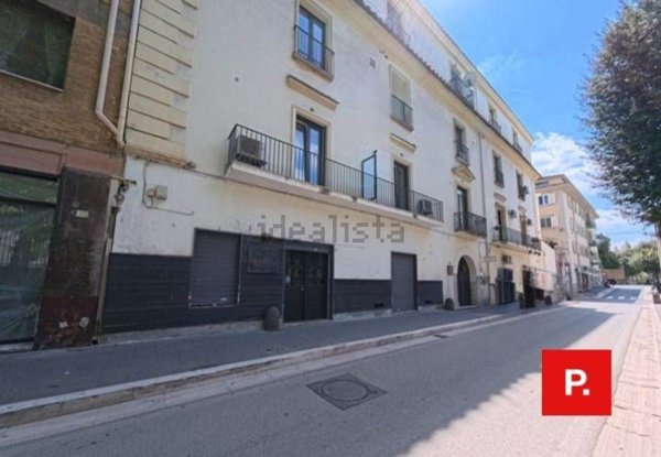 locale commerciale in affitto a Caserta in zona Centro Città