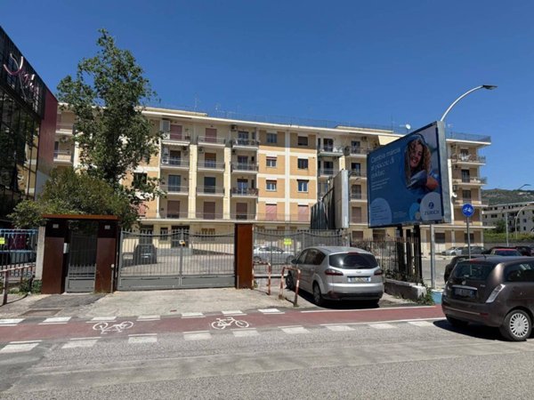 appartamento in affitto a Caserta in zona Acquaviva