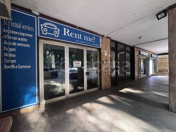 negozio in affitto a Caserta