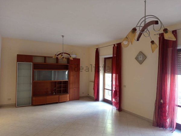 appartamento in affitto a Caserta in zona Acquaviva