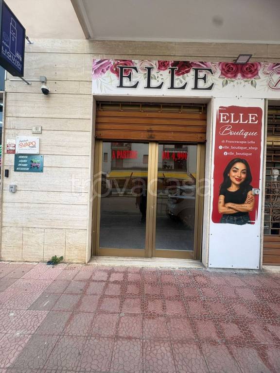 negozio in affitto a Caserta in zona Centro Città