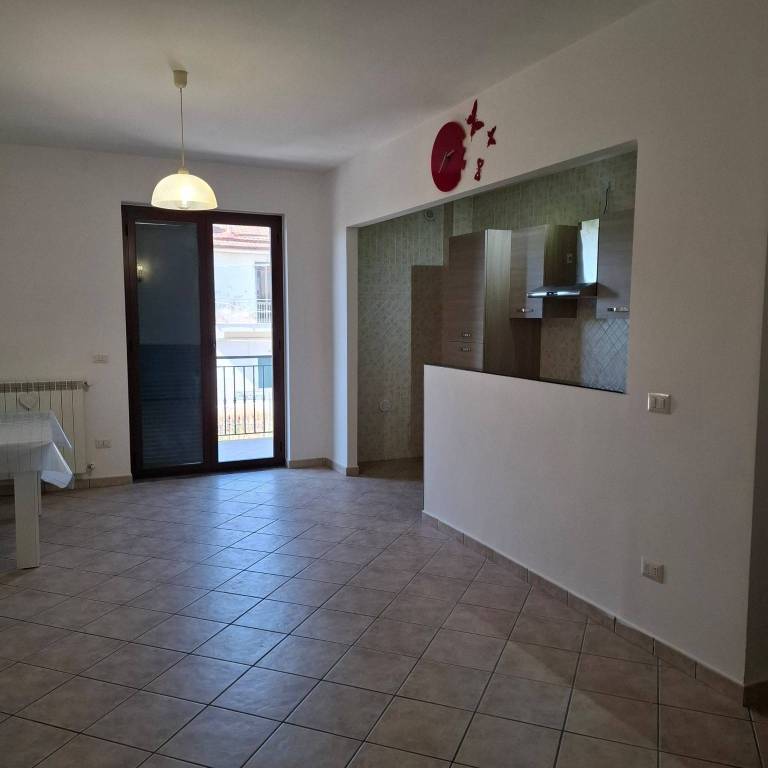 appartamento in affitto a Caserta in zona Acquaviva