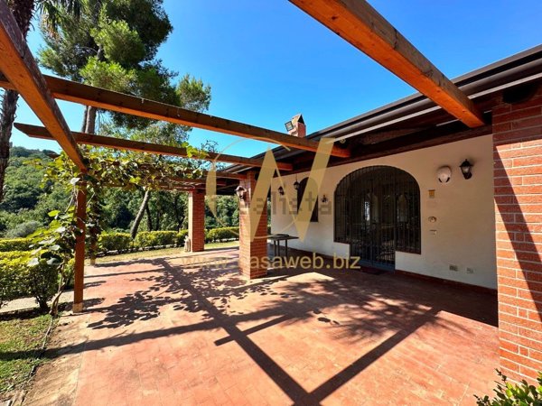 casa indipendente in affitto a Caserta in zona Casertavecchia