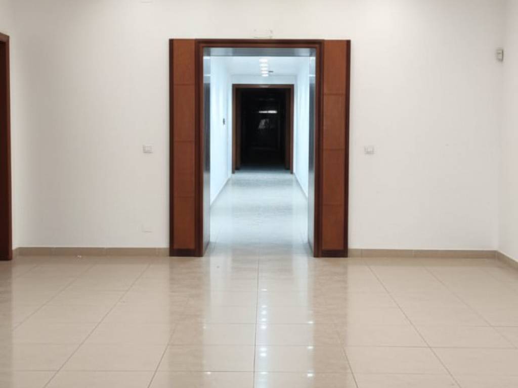 negozio in affitto a Caserta