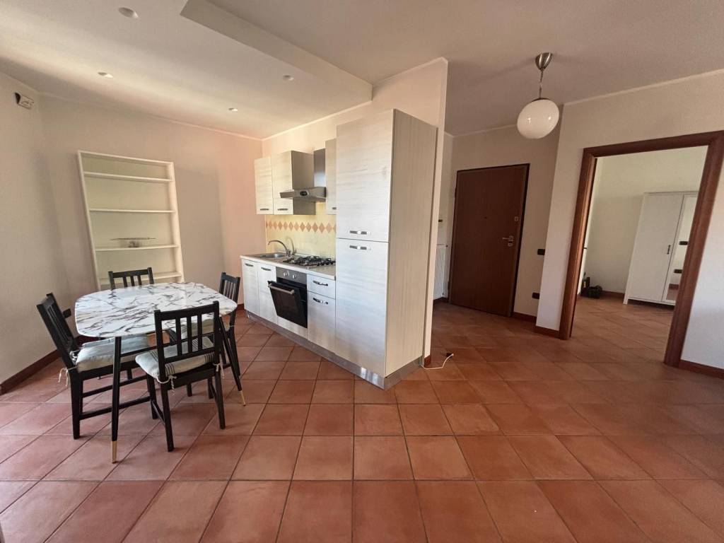 appartamento in affitto a Caserta in zona Acquaviva