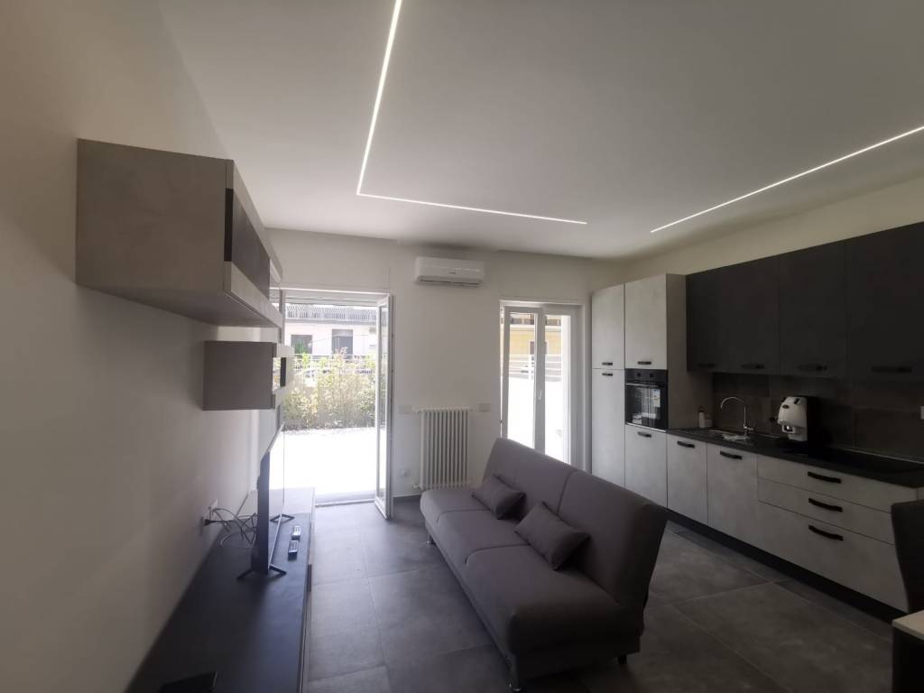 appartamento in affitto a Caserta in zona Acquaviva