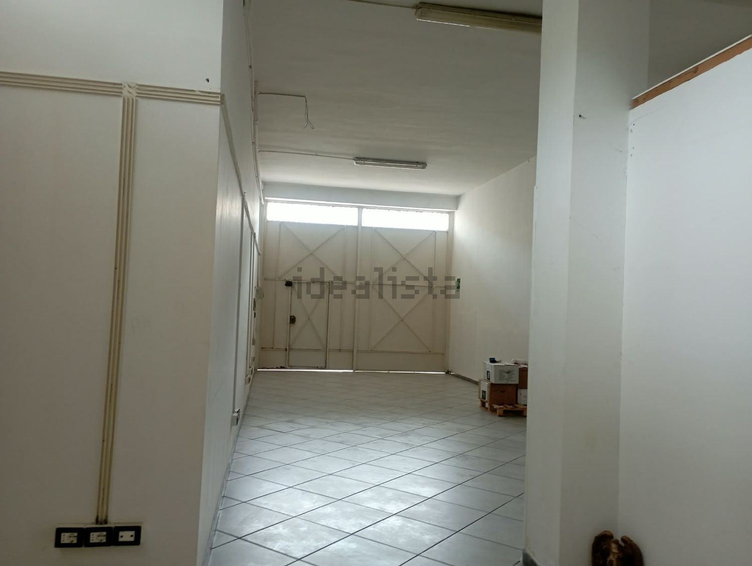 locale commerciale in affitto a Caserta in zona Mezzano