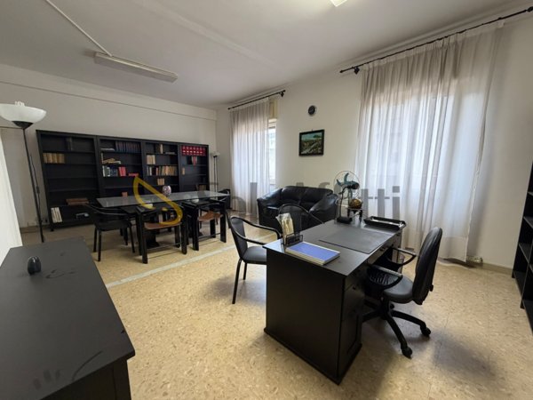 ufficio in affitto a Caserta in zona Centro Città