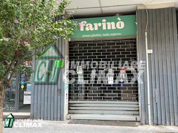 locale commerciale in affitto a Caserta in zona Centro Città