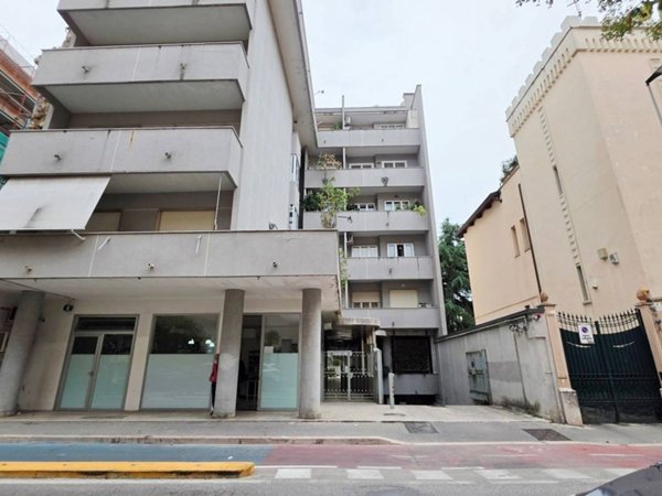 appartamento in affitto a Caserta in zona Acquaviva