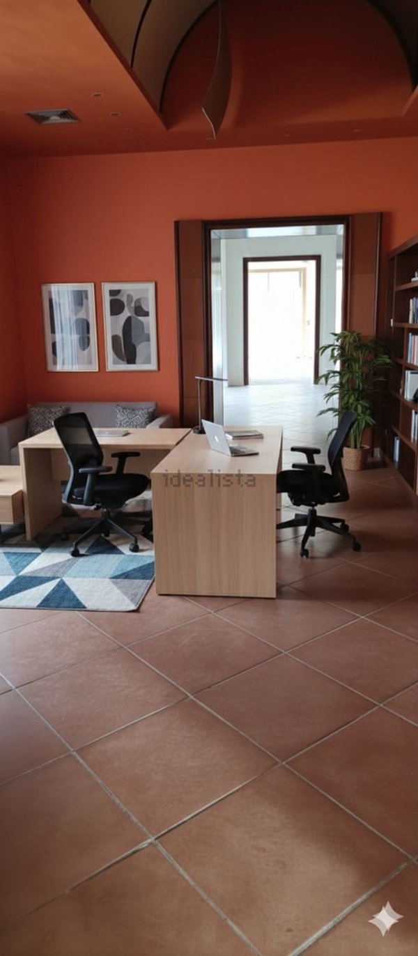 locale commerciale in affitto a Caserta in zona Centro Città