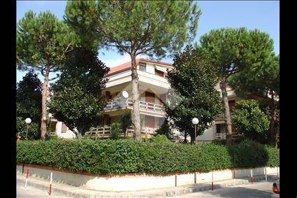 appartamento in affitto a Caserta in zona Acquaviva