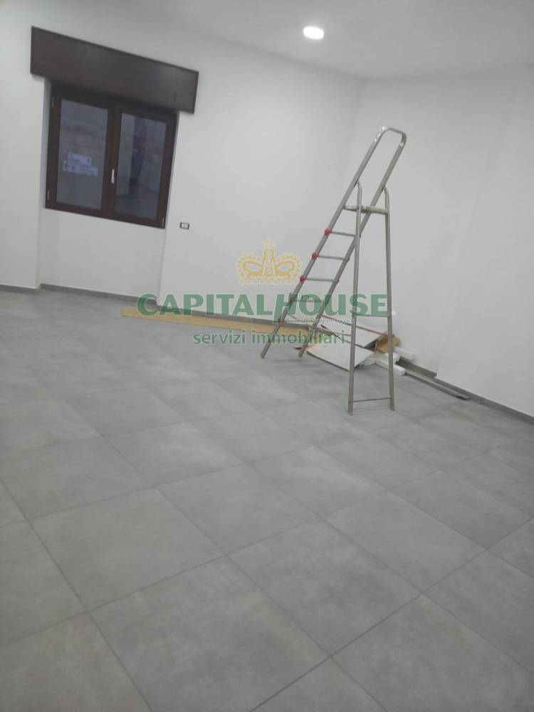 ufficio in affitto a Castel Morrone