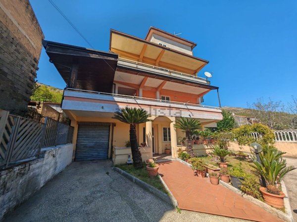 appartamento in affitto a Castel Morrone