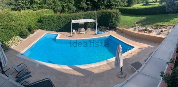 appartamento in affitto a Castel Morrone in zona Torone