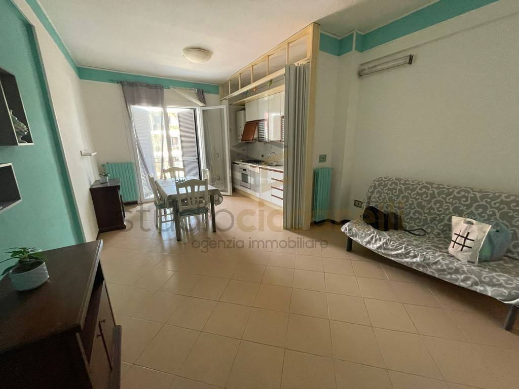 appartamento in affitto a Castel Volturno in zona Villaggio Coppola
