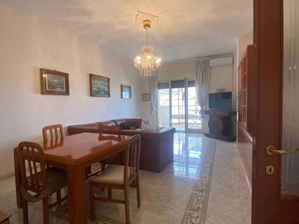 appartamento in affitto a Castel Volturno