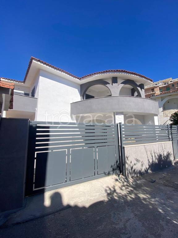 casa indipendente in affitto a Castel Volturno