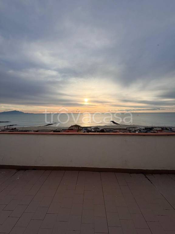 appartamento in affitto a Castel Volturno