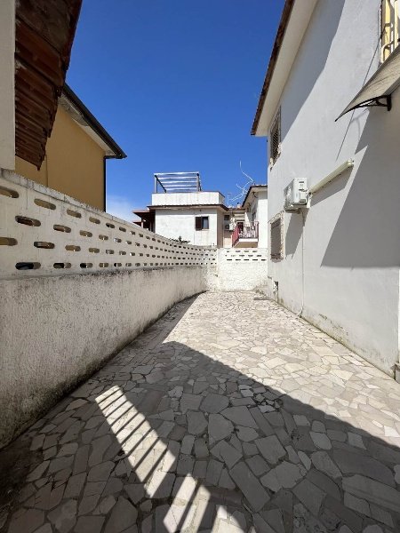 casa indipendente in affitto a Castel Volturno in zona Villaggio Coppola