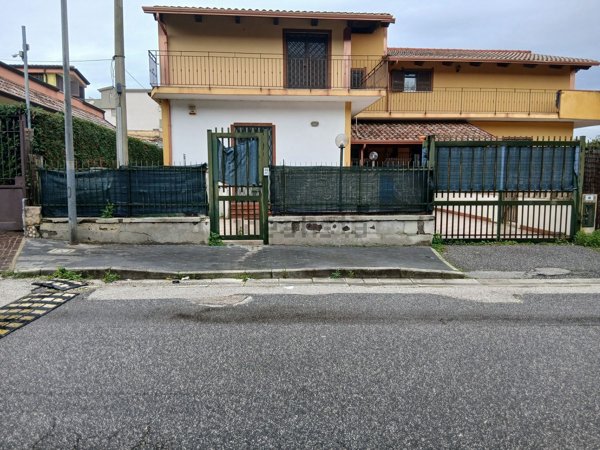 appartamento in affitto a Castel Volturno in zona Ischitella