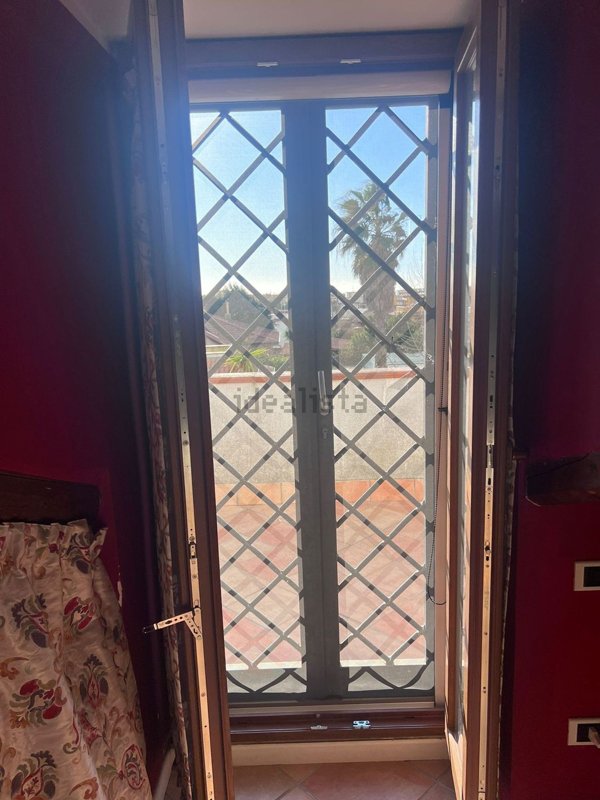 casa indipendente in affitto a Castel Volturno