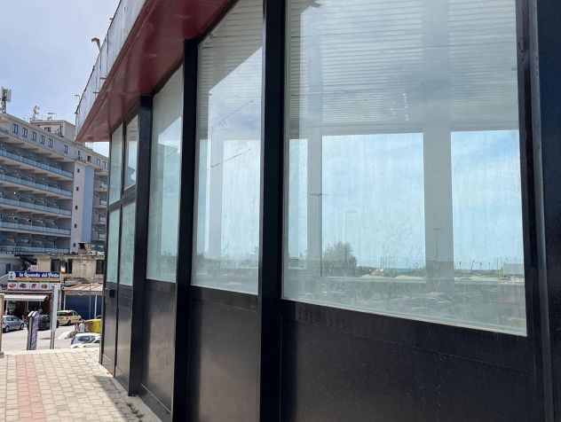 negozio in affitto a Castel Volturno in zona Villaggio Coppola