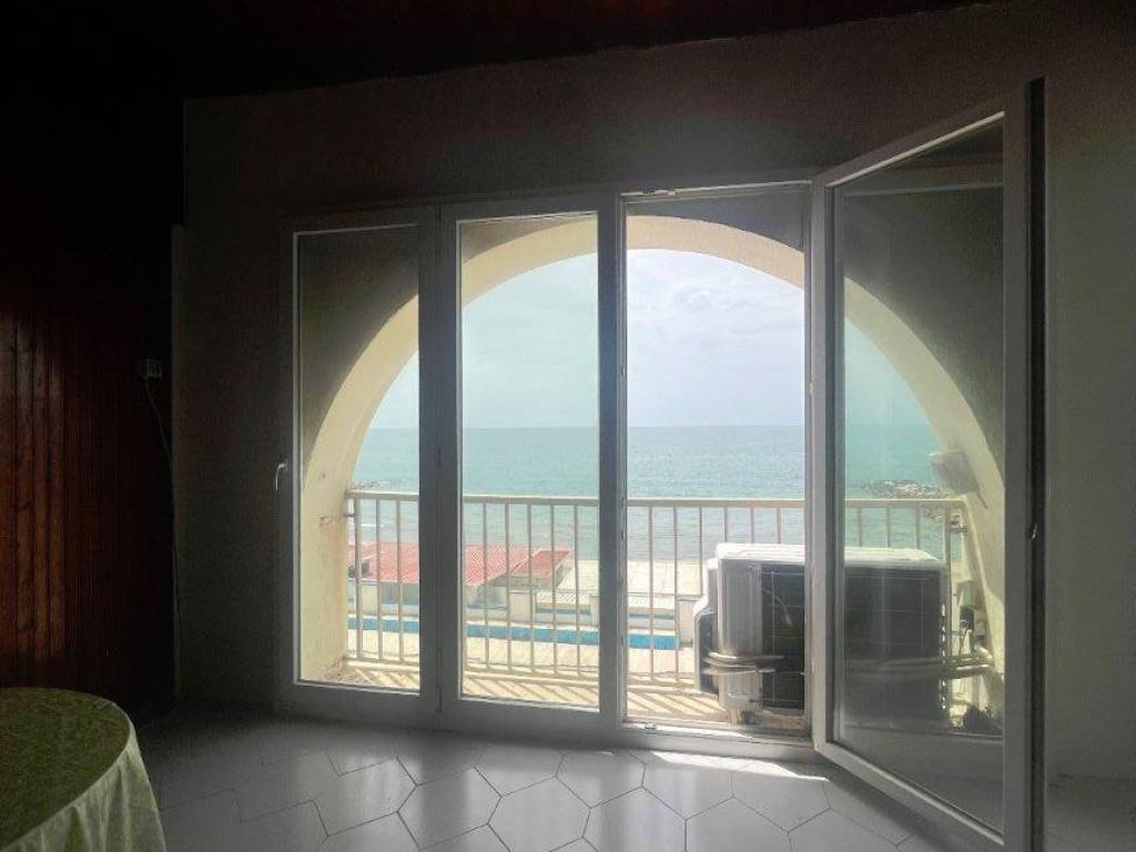 appartamento in affitto a Castel Volturno in zona Villaggio Coppola