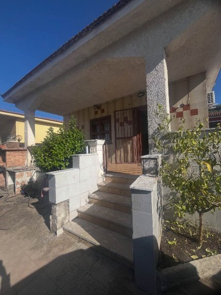 casa indipendente in affitto a Castel Volturno