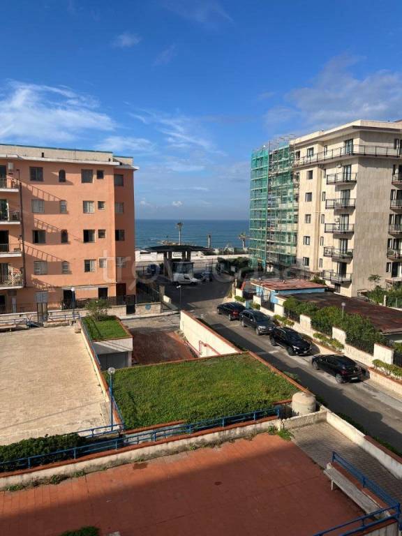 appartamento in affitto a Castel Volturno in zona Villaggio Coppola