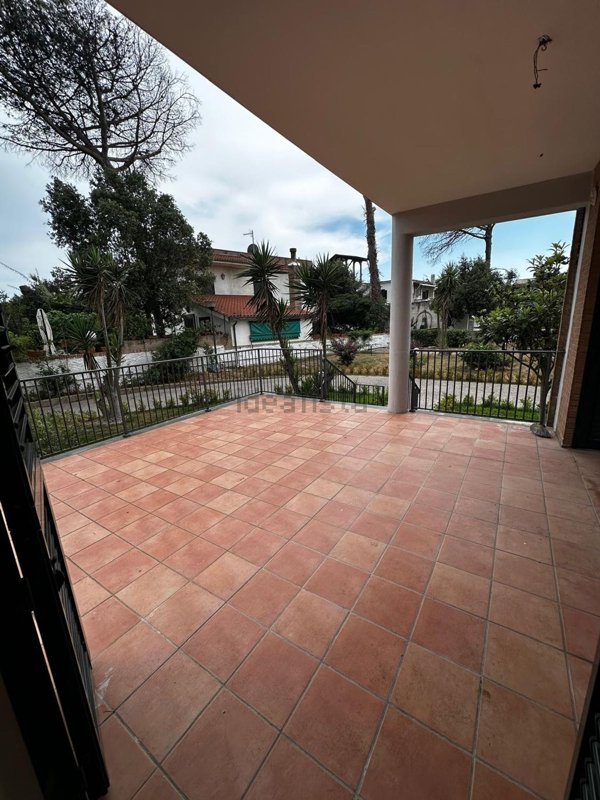 appartamento in affitto a Castel Volturno in zona Villaggio Coppola